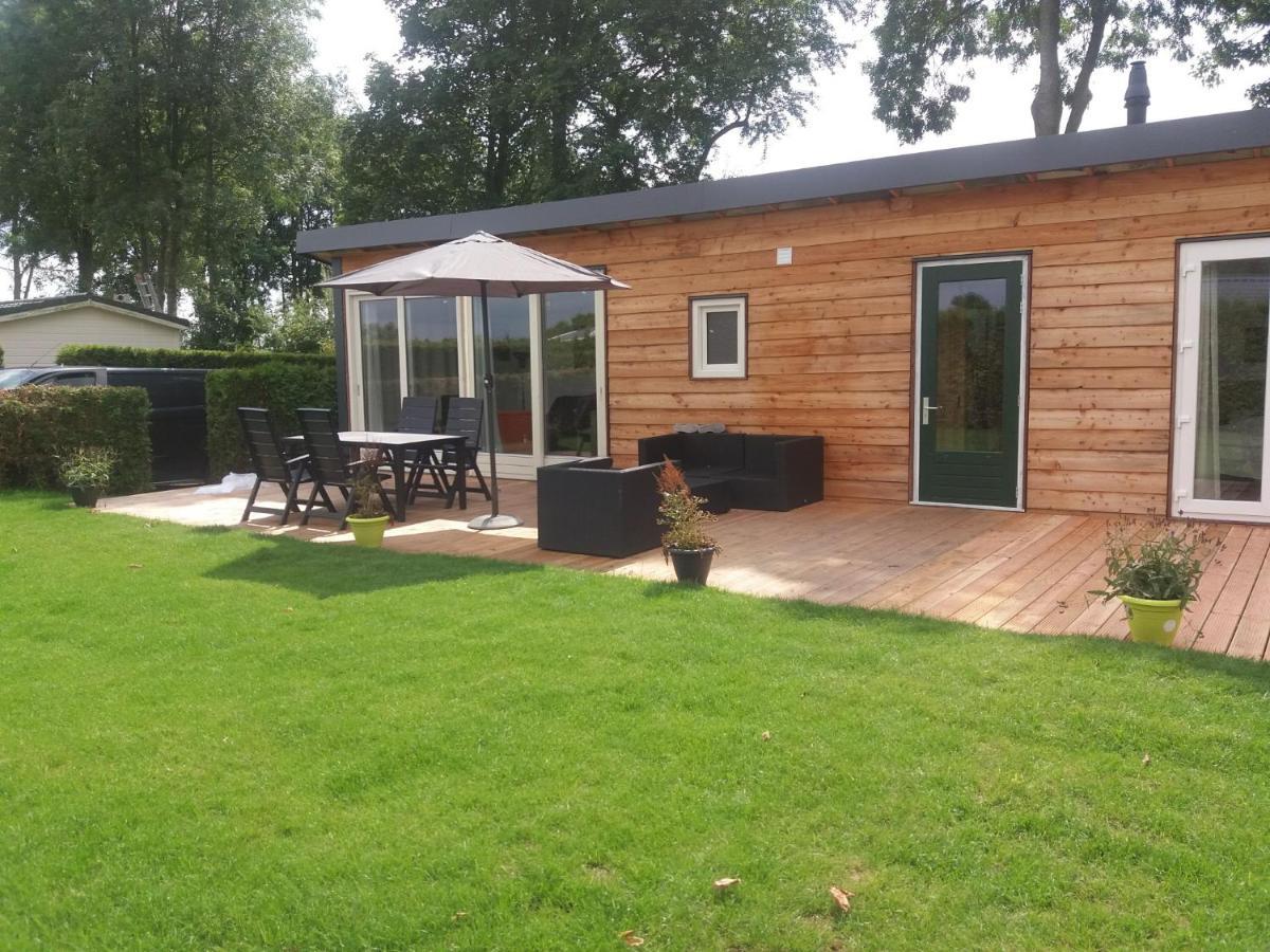 Luxe Bungalow Op Rustig Vakantiepark. Dronrijp Exterior photo